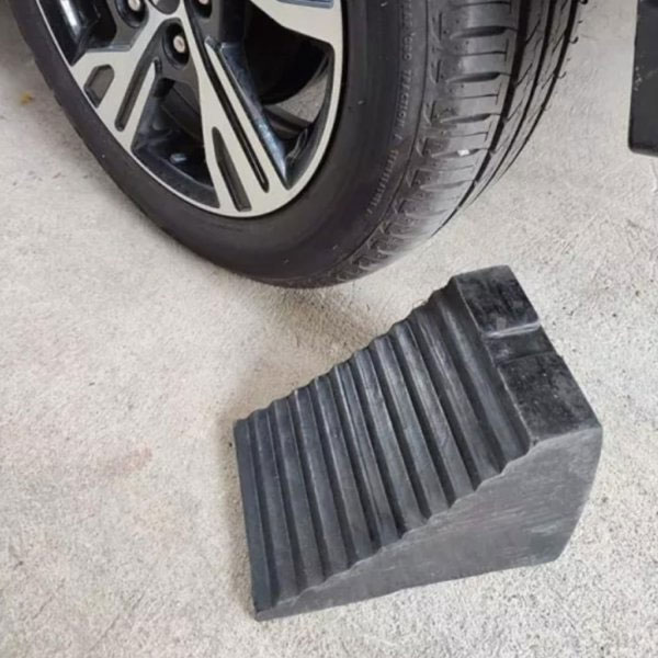 HGV Rubber Wheel Heavy Duty Chock